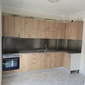 Kitchen 2 Κουζίνα σε δρυς & γκρι αποχρώσεις, κατασκευασμένη από το επιπλοποιείο μας Wood Design Πάτσης στην Πτολεμαΐδα.