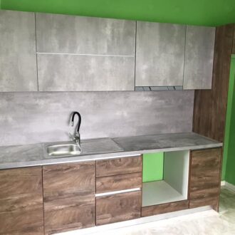 Kitchen 3 Κουζίνα σε καφέ & γκρι αποχρώσεις, κατασκευασμένη από το επιπλοποιείο μας Wood Design Πάτσης στην Πτολεμαΐδα.